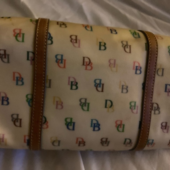 Vintage Dooney & Bourke Yellow Multicolor Shoulder Bag with Rainbow Zipper - Picture 4 of 7